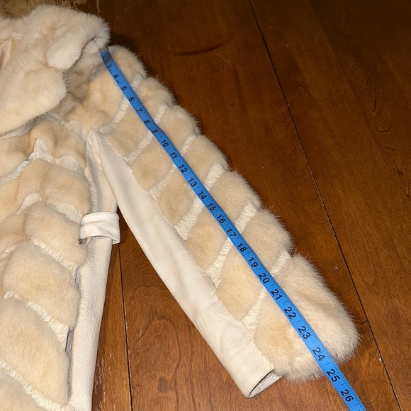 Vintage Gwynn Carpenter Fur Leather Belted Jacket - Picture 11 of 15